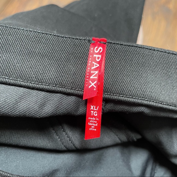 NEW SPANX Jean-ish Ankle Leggings in Black - Picture 7 of 8